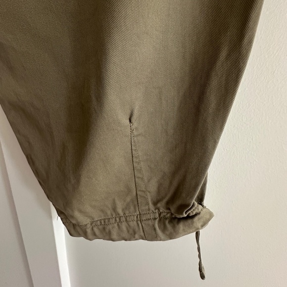 Athleta Celestial High-Rise Utility Cargo Pant - EUC - Picture 11 of 11